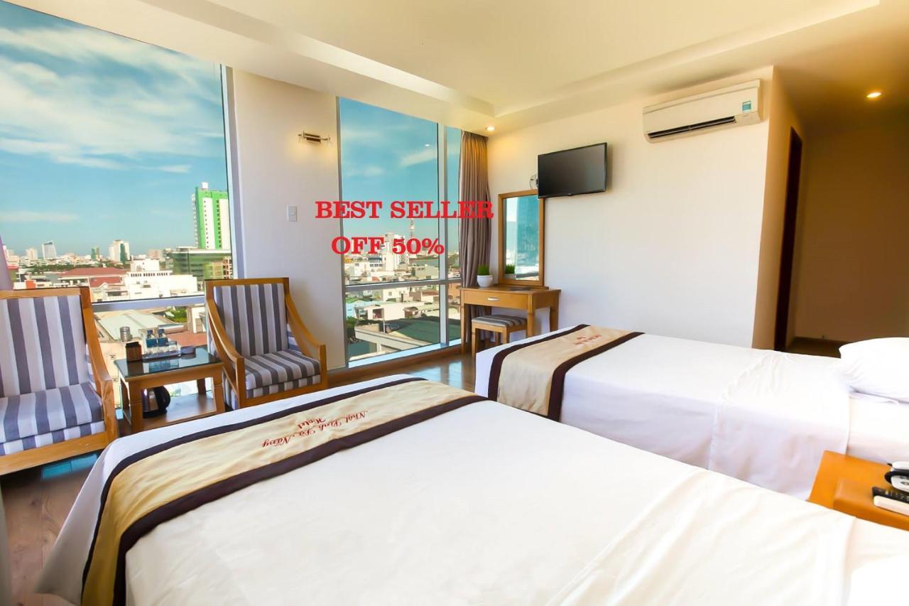 Nhat Linh Hotel & Apartment Da Nang Esterno foto